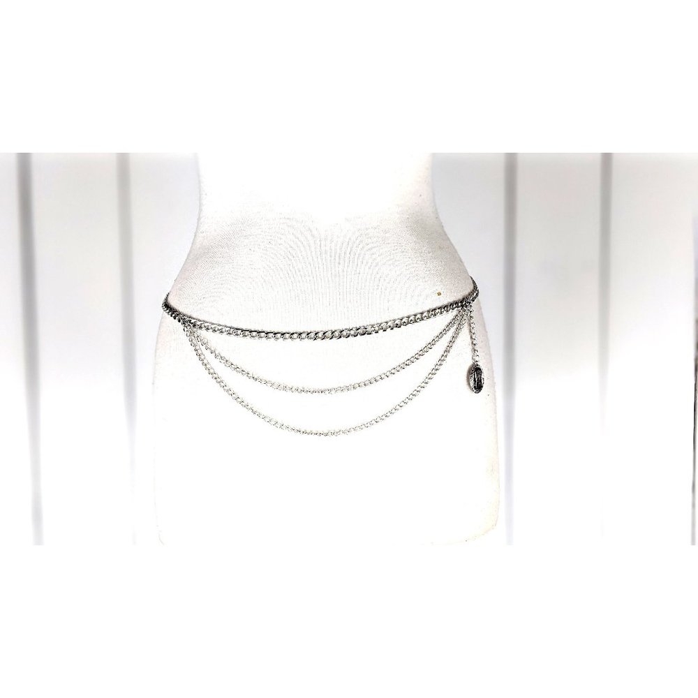 Silver layered metal chain link hip belt